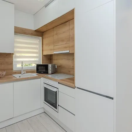 Apartament Lucica *