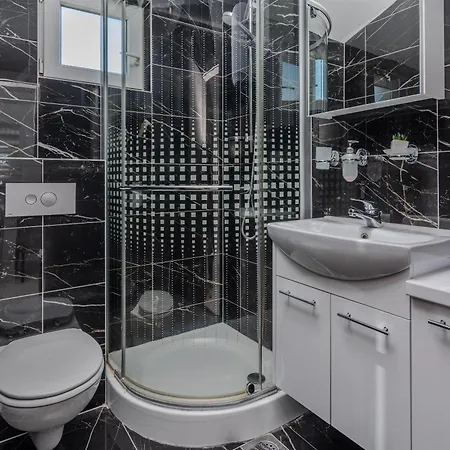 Apartament Lucica