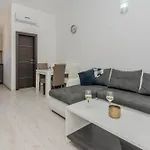 Lucica Apartman Vir