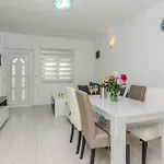 Lucica Apartman Vir