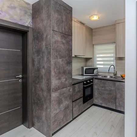 Lucica Apartment